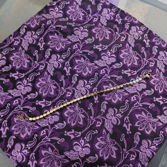 18K Gold Plated Tennis Bracelet 3mm by 18cm( +3 ) - Picture 13 of 13